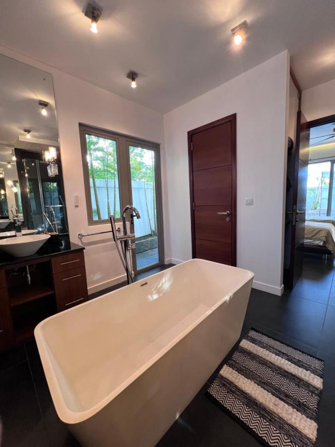Villa Horizon By Dream Escapes, Beachfront Villa 푸앵트 오 카노니에 외부 사진